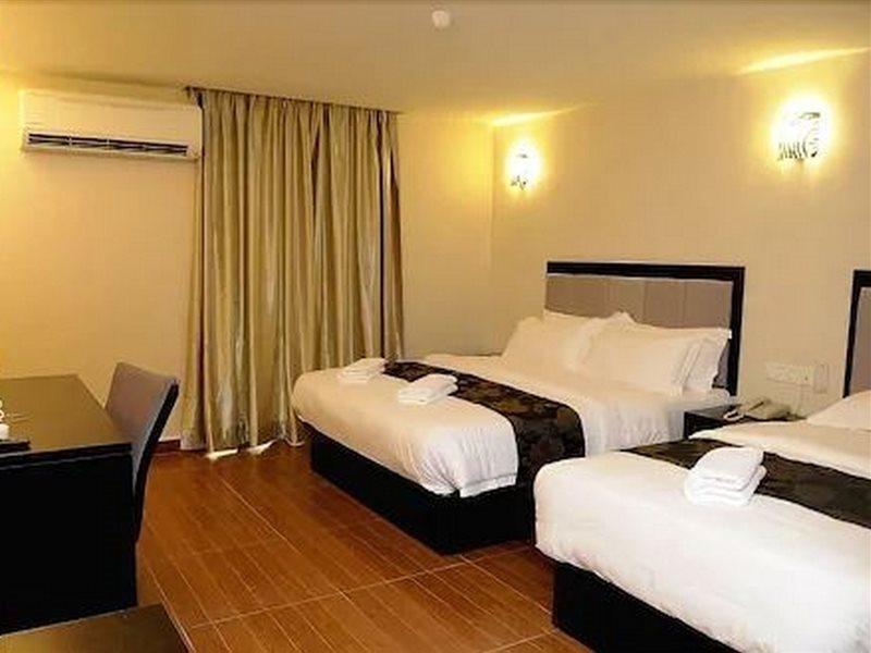 Kk Waterfront Hotel Kota Kinabalu Zewnętrze zdjęcie